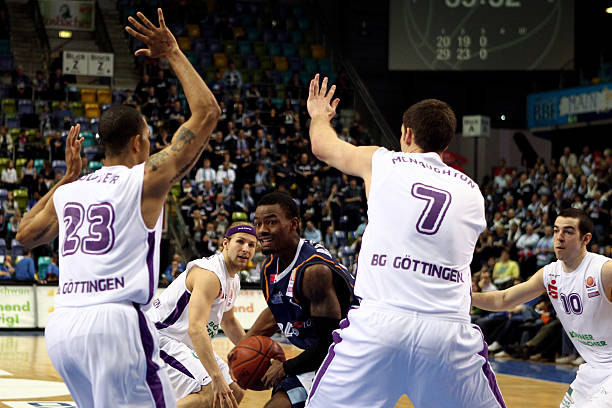 过岁月泥泞 过岁月泥泞