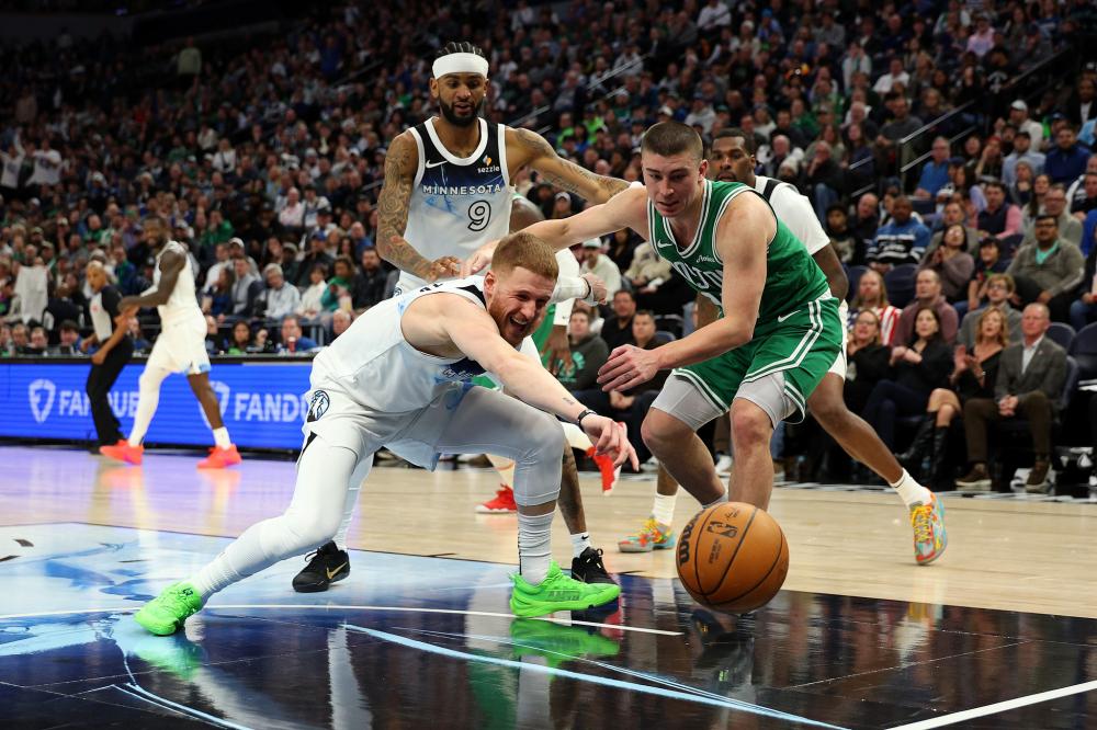 年轻球员在 年轻球员在