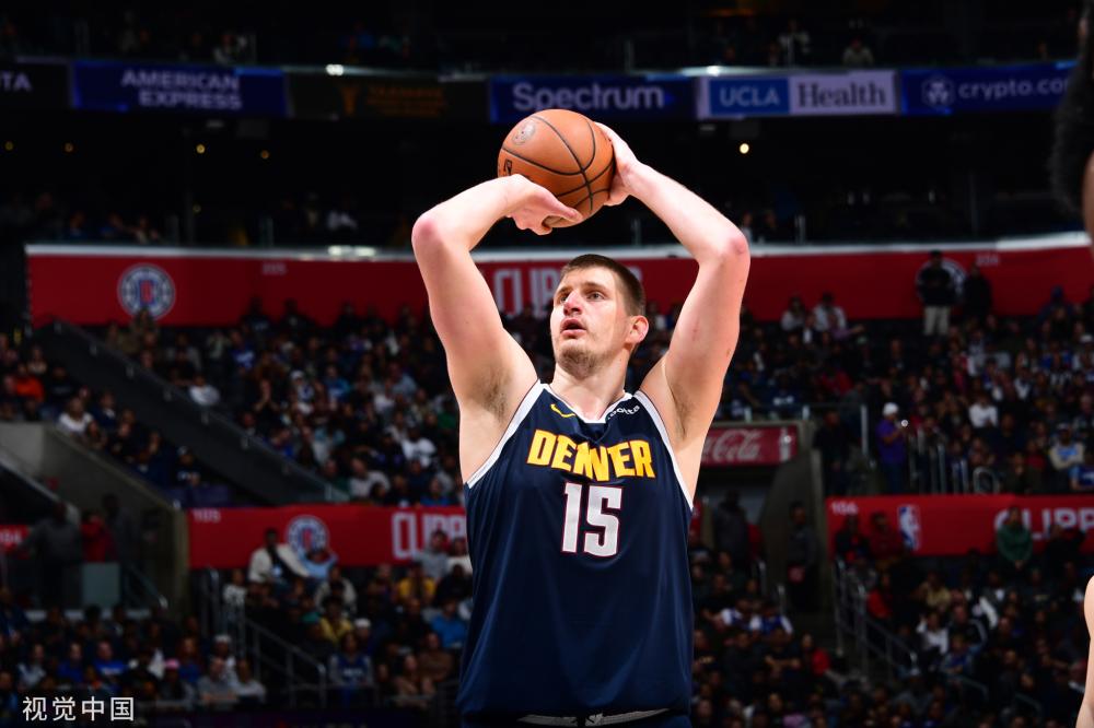 同时也让年 同时也让年